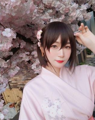 玩弄美妇系列_手机免费播放动漫