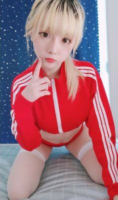 国产夫妻自拍偷拍_HD高清视频播放