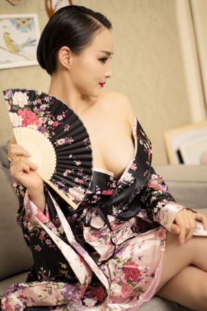 情侣外国欧美头像_720在线观看完整版