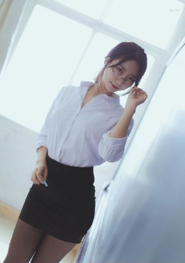 日韩中出在线视频_欧美在线观看