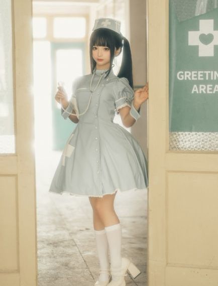 欧美姿完美修护精华_720免费播放