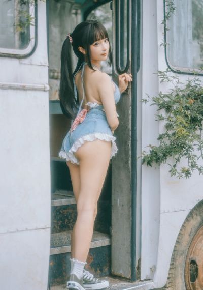 日韩精品在线视频成人酒色网_HD完整视频观看