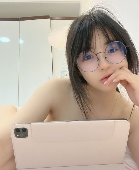 久久国产亚洲精品美女_HD免费观看视频