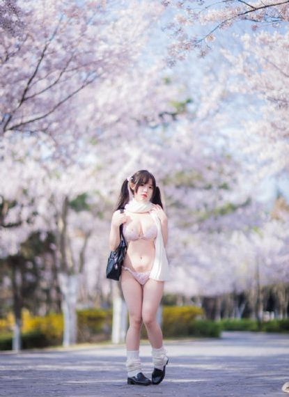 欧美纹身男潮图_剧情片在线视频观看