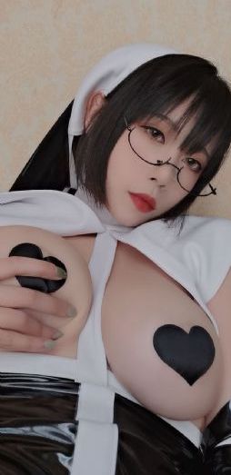 亚洲aa电影_国语迅雷下载
