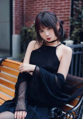 欧美十部顶级言情小说_BD国语天堂在线