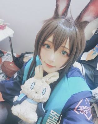日韩免费电影院_成人在线观看免费