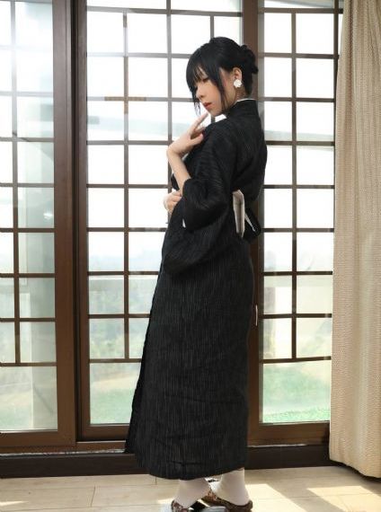 欧美夏装女装图片大全_DVD电视剧在线观看