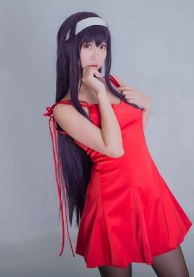 9877小游戏羞辱尤娜_720HD在线观看